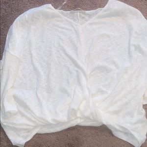 White quarter sleeve top